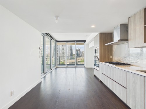 509-4880 Lougheed, Burnaby, BC - Indoor