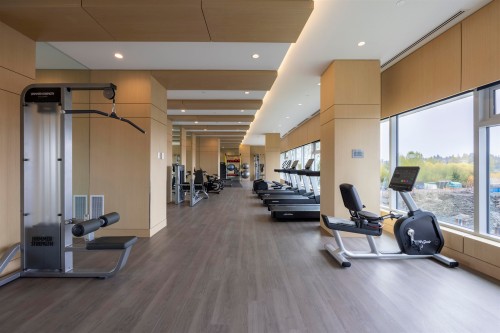 509-4880 Lougheed, Burnaby, BC - Indoor Photo Showing Gym Room