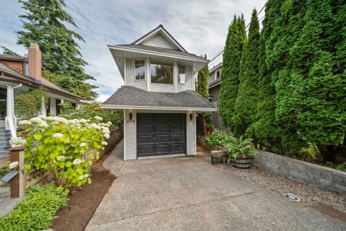 224 Fourth Avenue  New Westminster, BC V3L 1N7
