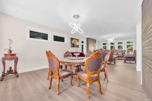 1360 Ottaburn Road, West Vancouver, BC 