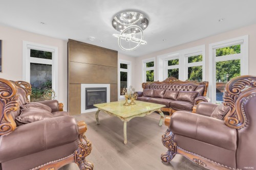 1360 Ottaburn Road, West Vancouver, BC 