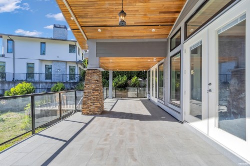 1360 Ottaburn Road, West Vancouver, BC 