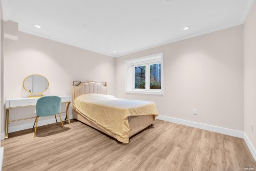 1360 Ottaburn Road, West Vancouver, BC 