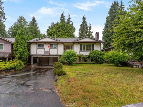 2599 Masefield Road  North Vancouver, BC V7K 1Z8