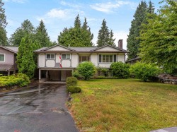 2599 Masefield Road  North Vancouver, BC V7K 1Z8