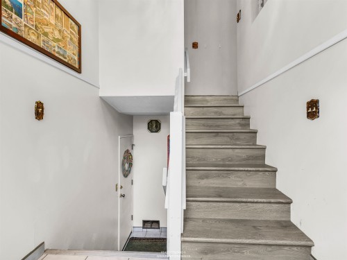 2599 Masefield Road, North Vancouver, BC 