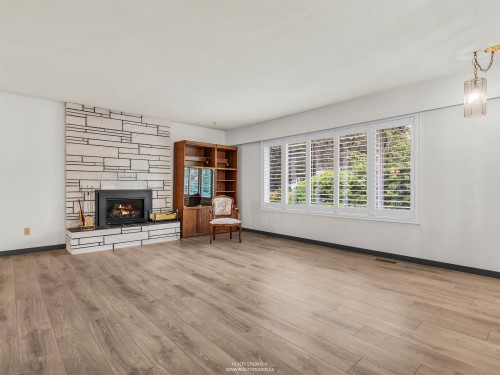 2599 Masefield Road, North Vancouver, BC 