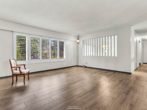 2599 Masefield Road, North Vancouver, BC 