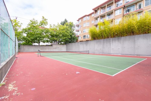 406-110 4Th Street W, North Vancouver, BC 