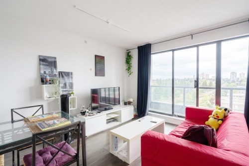 1109-3438 Vanness Avenue, Vancouver, BC 