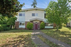 1469 17th Avenue E Vancouver, BC V5N 2G8