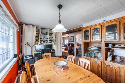 1052 Como Lake Avenue, Coquitlam, BC - Indoor Photo Showing Dining Room
