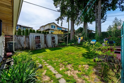 1052 Como Lake Avenue, Coquitlam, BC - Outdoor