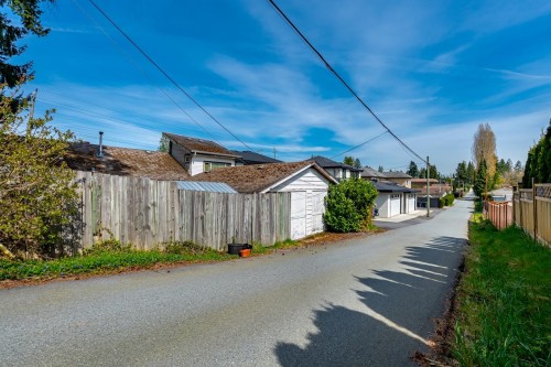 1052 Como Lake Avenue, Coquitlam, BC - Outdoor