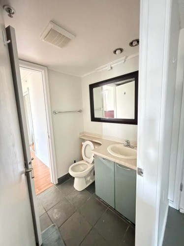 1068 Hornby Street, Vancouver, BC 