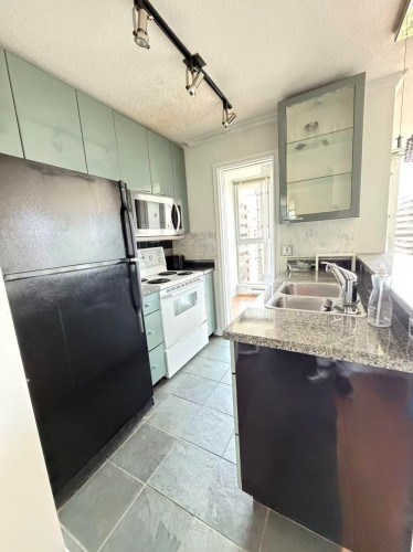 1068 Hornby Street, Vancouver, BC 