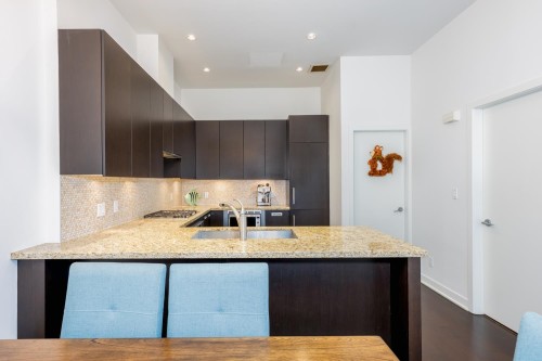 1051 Richards Street, Vancouver, BC 