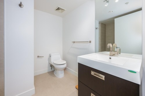 1051 Richards Street, Vancouver, BC 