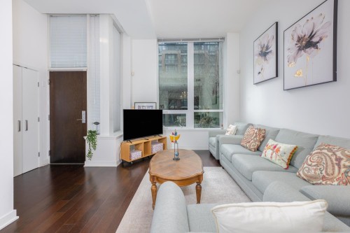 1051 Richards Street, Vancouver, BC 