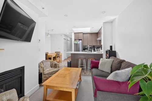 401-688 16Th Avenue E, Vancouver, BC 