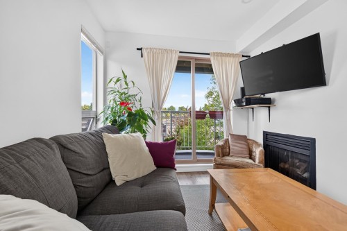 401-688 16Th Avenue E, Vancouver, BC 