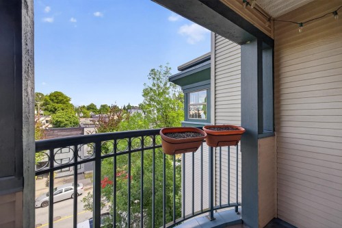 401-688 16Th Avenue E, Vancouver, BC 
