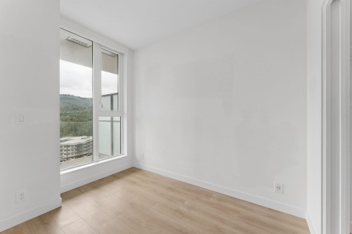 903-567 Clarke Road, Coquitlam, BC - Indoor Photo Showing Other Room