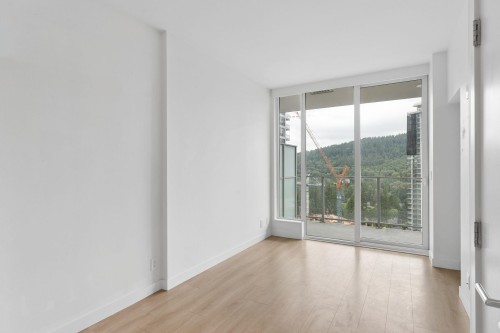 903-567 Clarke Road, Coquitlam, BC - Indoor Photo Showing Other Room