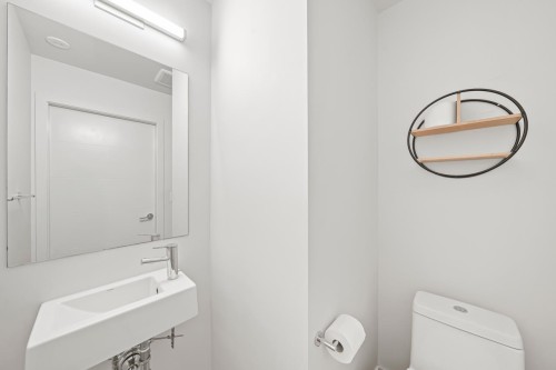 1038 Park Drive, Vancouver, BC - Indoor Photo Showing Other Room