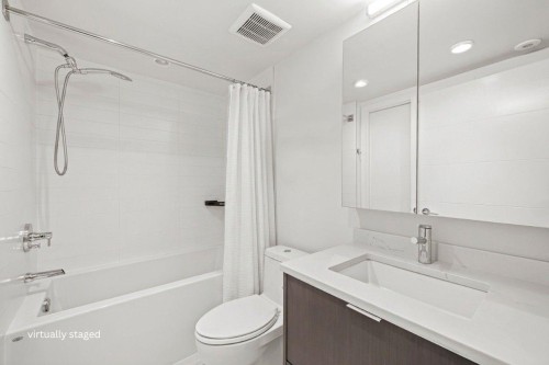 1038 Park Drive, Vancouver, BC - Indoor Photo Showing Bathroom