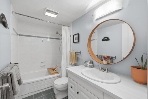 113-808 8Th Avenue E, Vancouver, BC 