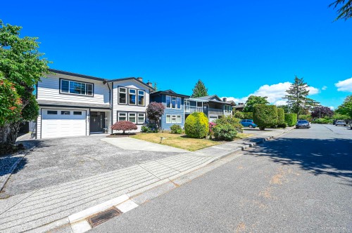 4151 Campobello Place, Richmond, BC - Outdoor With Facade