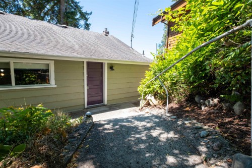 4861 Sunshine Coast Highway, Sechelt, BC 