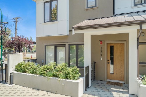 1008 52Nd Avenue W, Vancouver, BC 