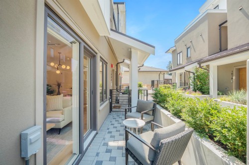 1008 52Nd Avenue W, Vancouver, BC 