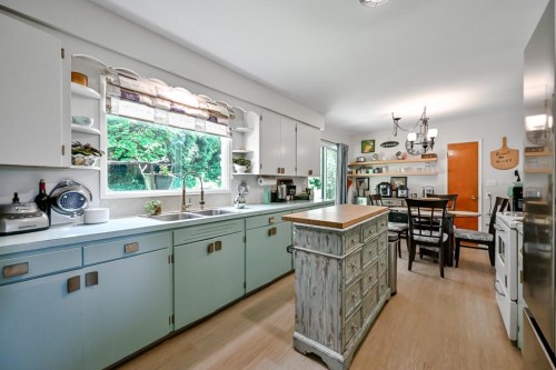 25050 Morrisette Place, Maple Ridge, BC 