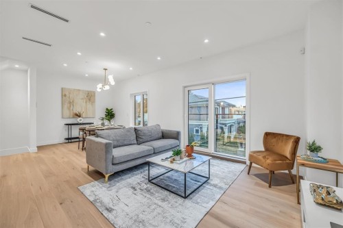1016 52Nd Avenue W, Vancouver, BC 