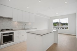 612-110 17th Street E North Vancouver, BC V7L 0K4