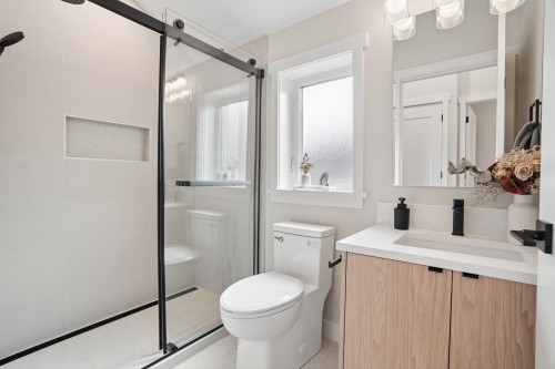 1889 34Th Avenue E, Vancouver, BC 