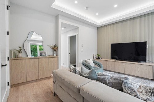 1889 34Th Avenue E, Vancouver, BC 