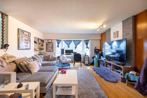 5555 Wallace Road, Richmond, BC 