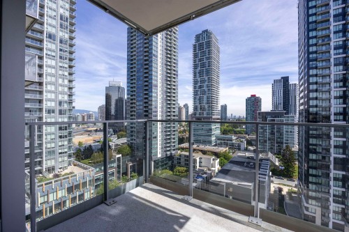 1601-6398 Silver Avenue, Burnaby, BC 