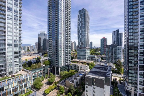 1601-6398 Silver Avenue, Burnaby, BC 