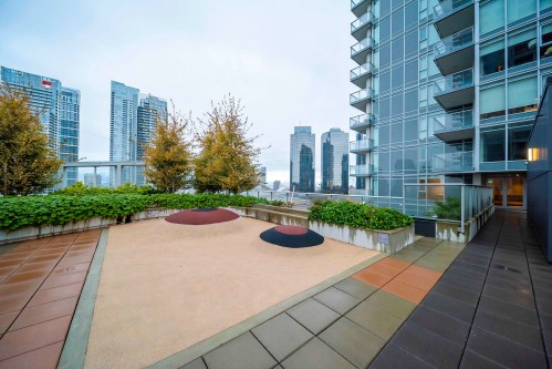 1601-6398 Silver Avenue, Burnaby, BC 