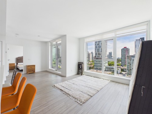 1601-6398 Silver Avenue, Burnaby, BC 