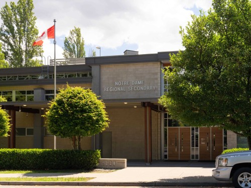 3-3034 5Th Avenue E, Vancouver, BC - Outdoor