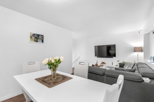 5-2382 Parkway Boulevard, Coquitlam, BC - Indoor