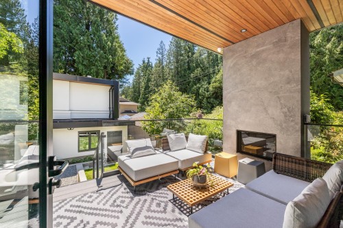 4090 31St Avenue W, Vancouver, BC 