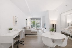 306-1480 Howe Street  Vancouver, BC V6Z 0G5
