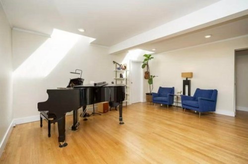 3841 Bayridge Avenue, West Vancouver, BC 